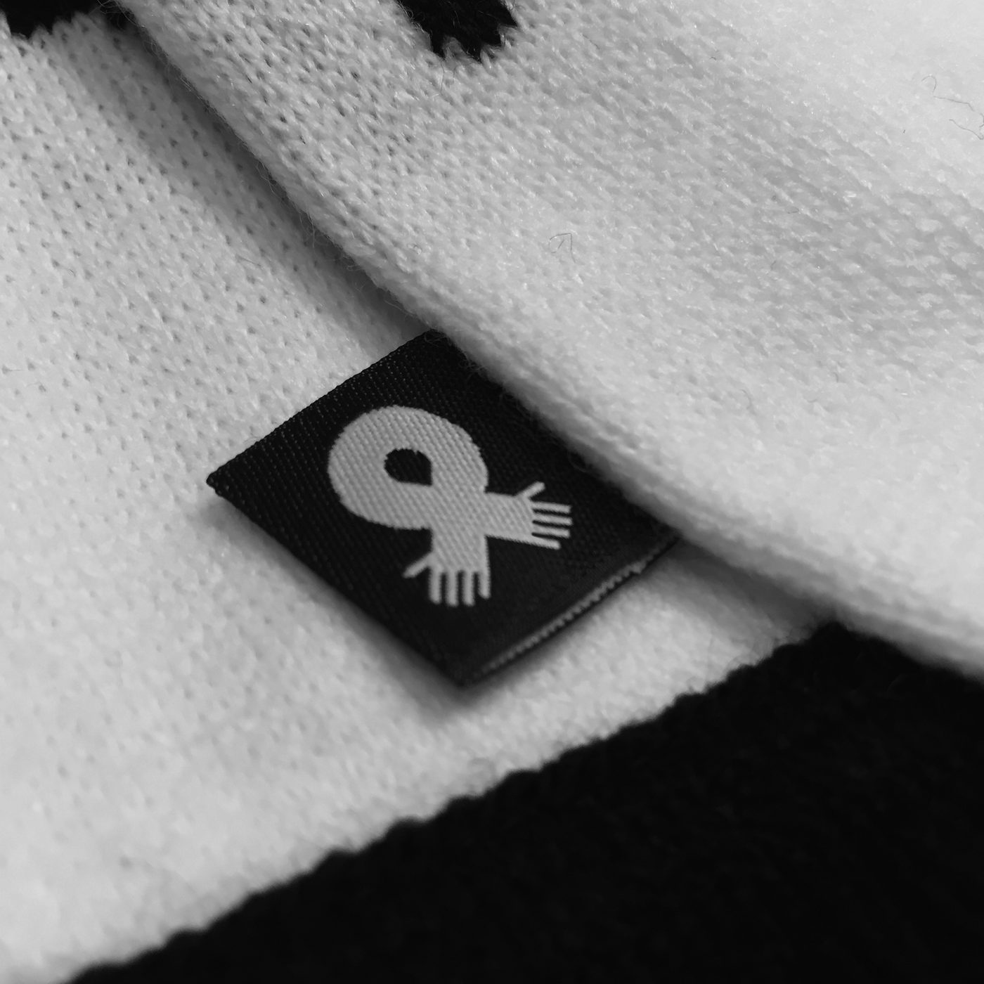 Numbered edition label